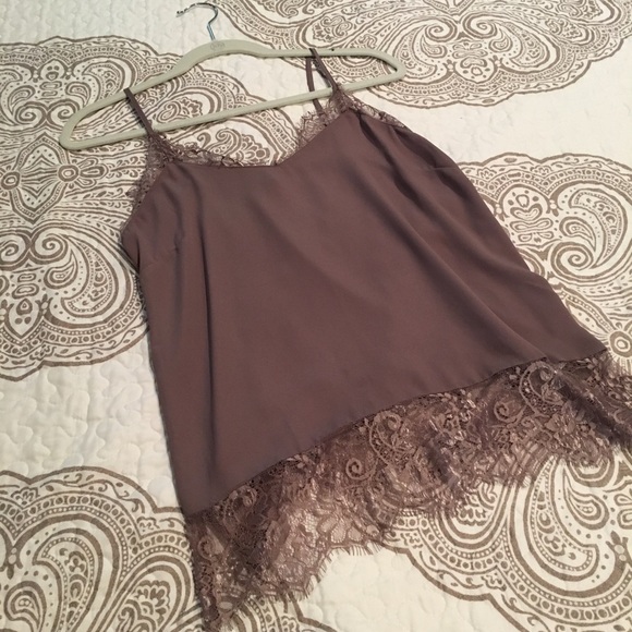 Tops - Small heather purple lace detail tank
